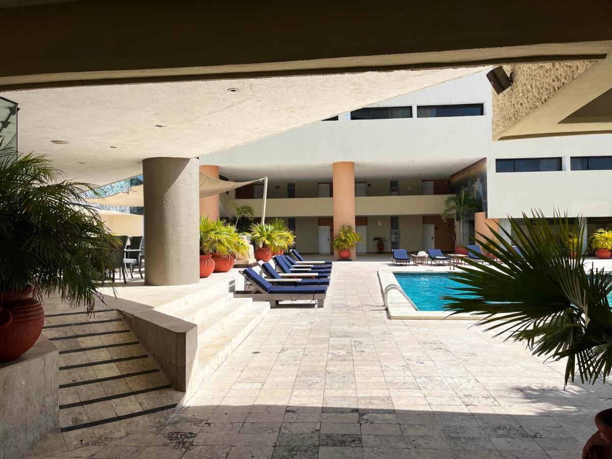 Hotel Los Aluxes Merida Exterior photo