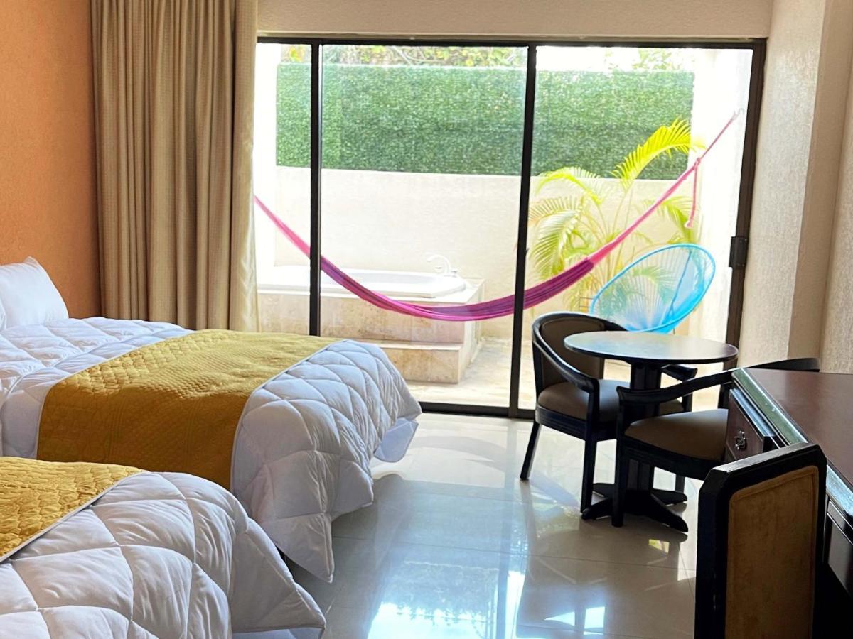 Hotel Los Aluxes Merida Exterior photo