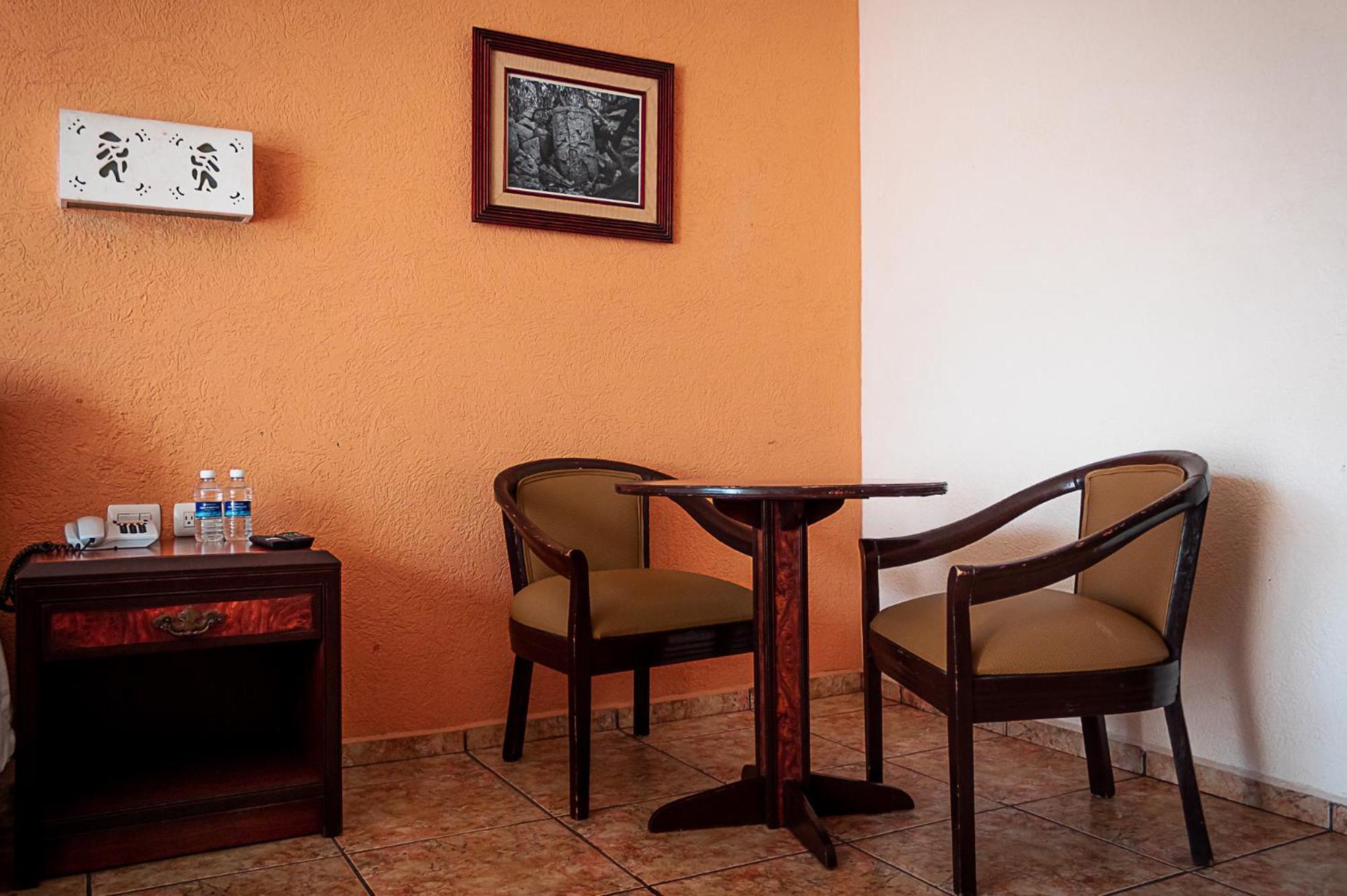 Hotel Los Aluxes Merida Exterior photo
