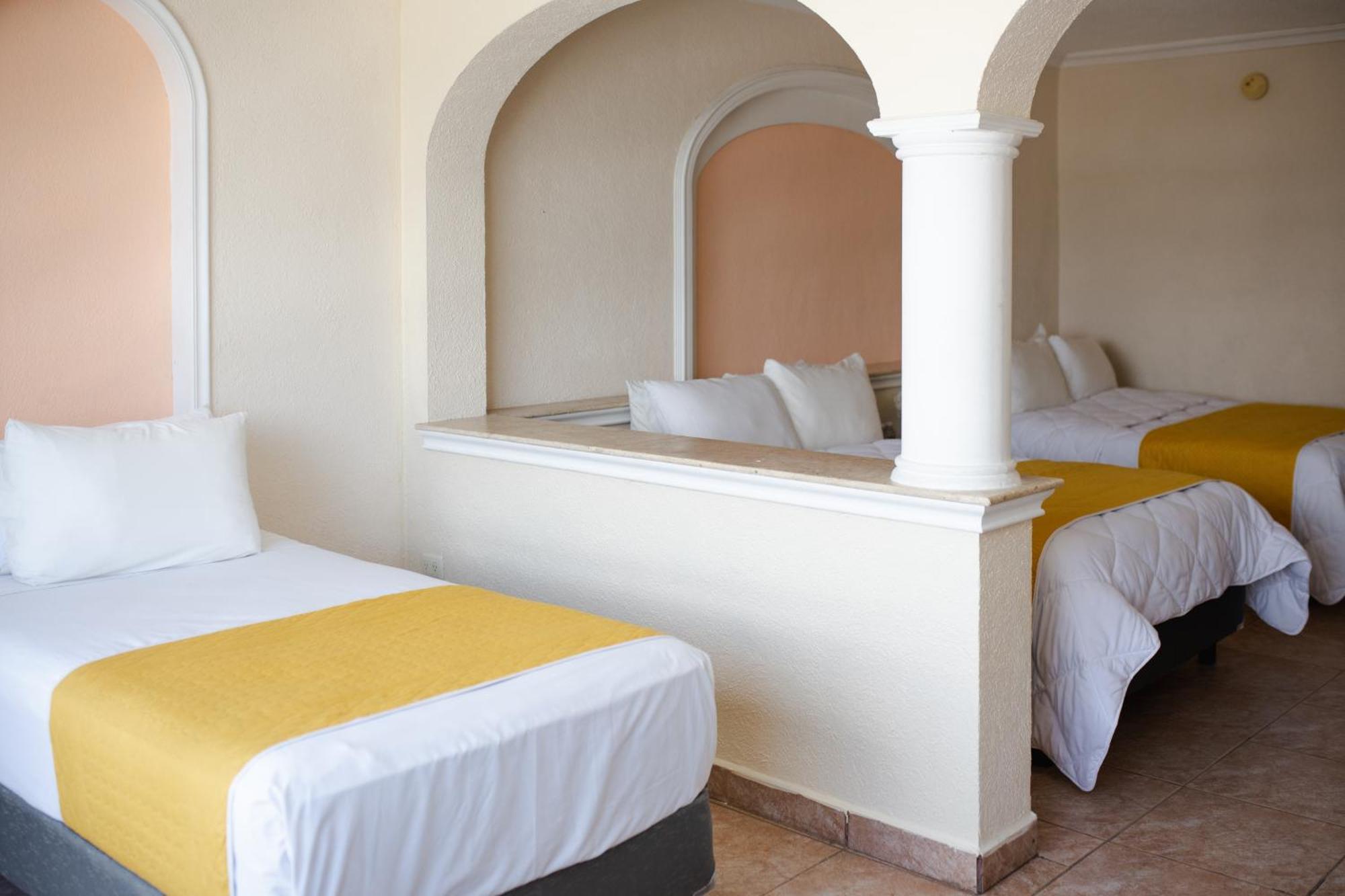 Hotel Los Aluxes Merida Exterior photo